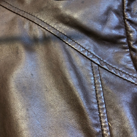 Danier Brown Leather Jacket with Removable Faux Fur trim Women’s Small - Picture 6 of 16